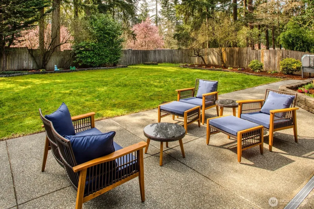19619 SE 264th Court Covington WA 98042