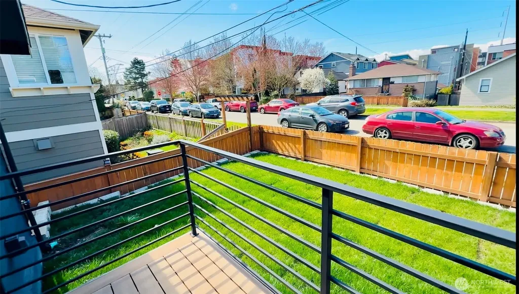 9040 17th Avenue SW Seattle WA 98106