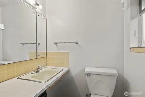 2612 204th Street SW Lynnwood WA 98036