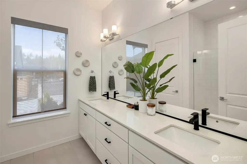 33557 Douglas Avenue SE Black Diamond WA 98010