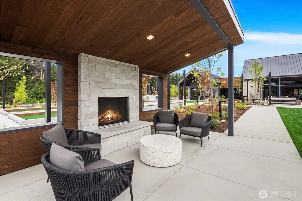 33557 Douglas Avenue SE Black Diamond WA 98010