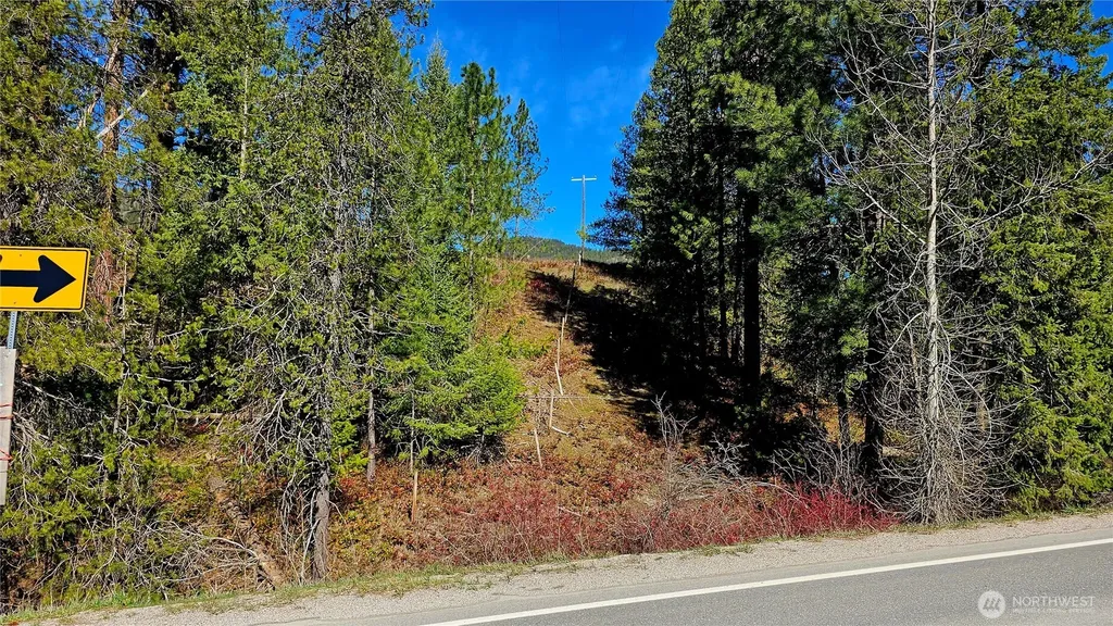 2068 Addy-gifford Road Addy WA 99101