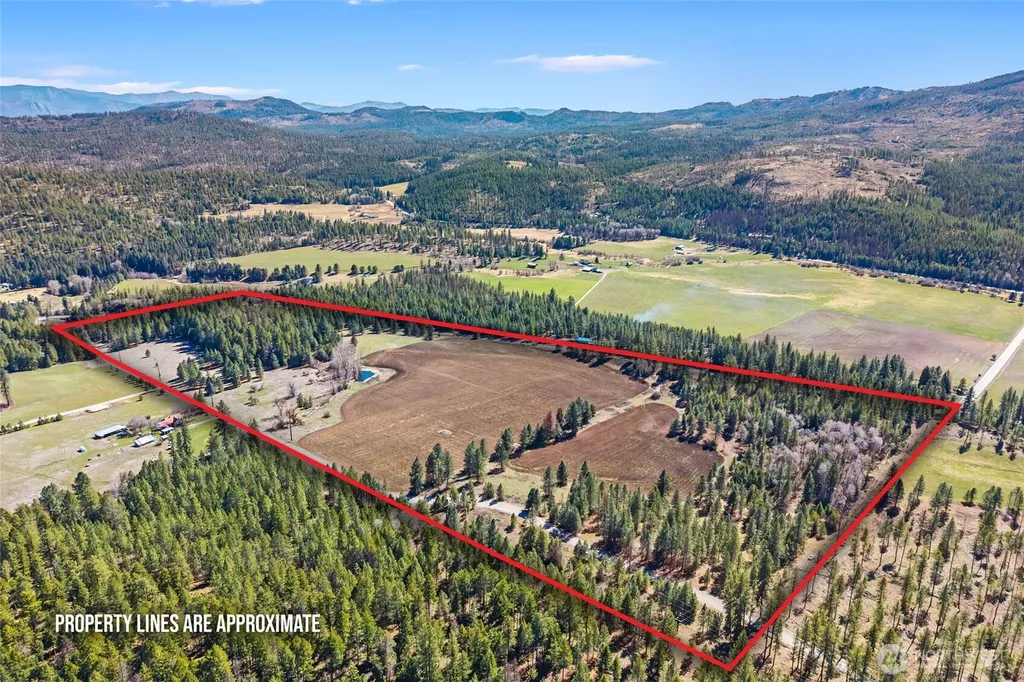 2068 Addy-gifford Road Addy WA 99101