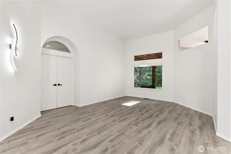 7094 SW Dundee Court Port Orchard WA 98367