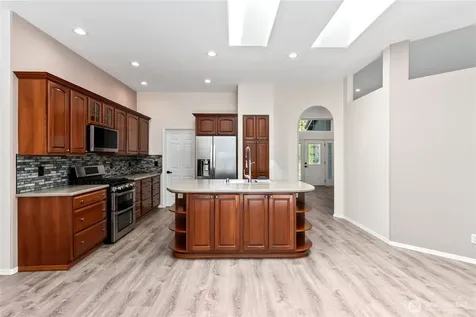 7094 SW Dundee Court Port Orchard WA 98367