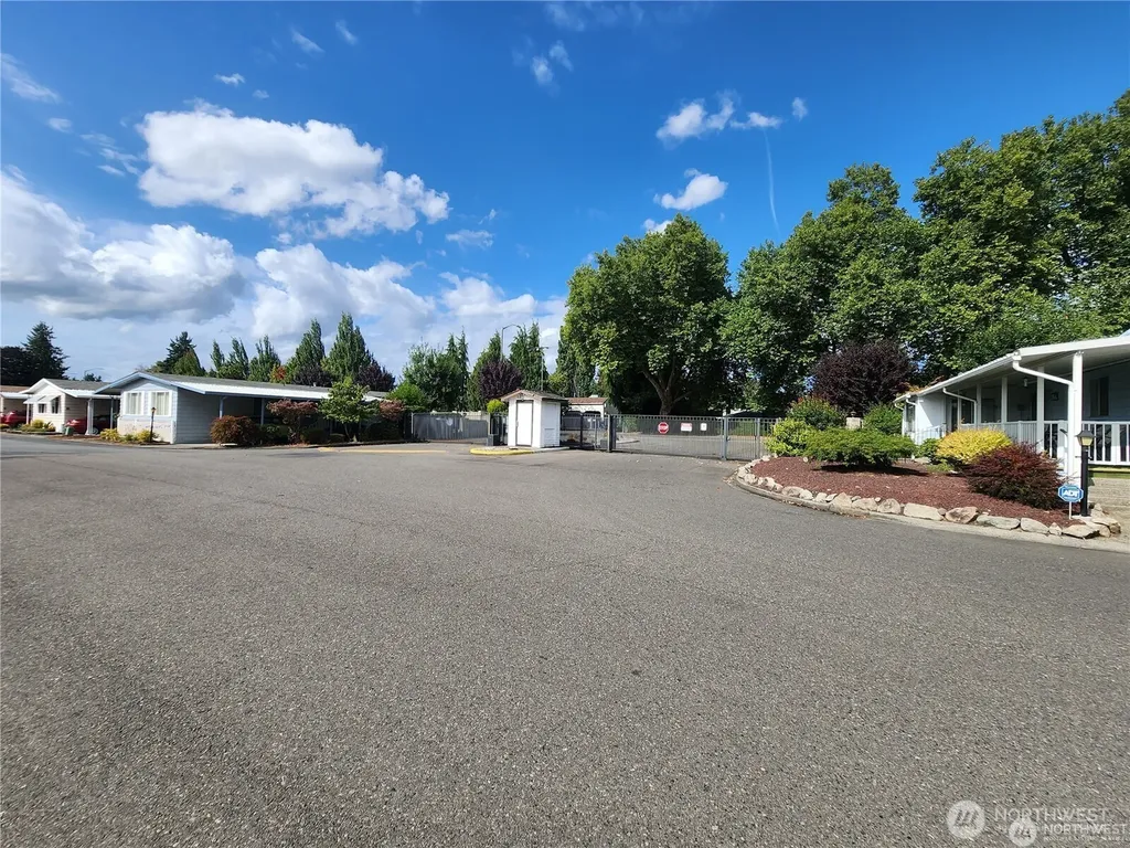1402 22nd Street NE Auburn WA 98002
