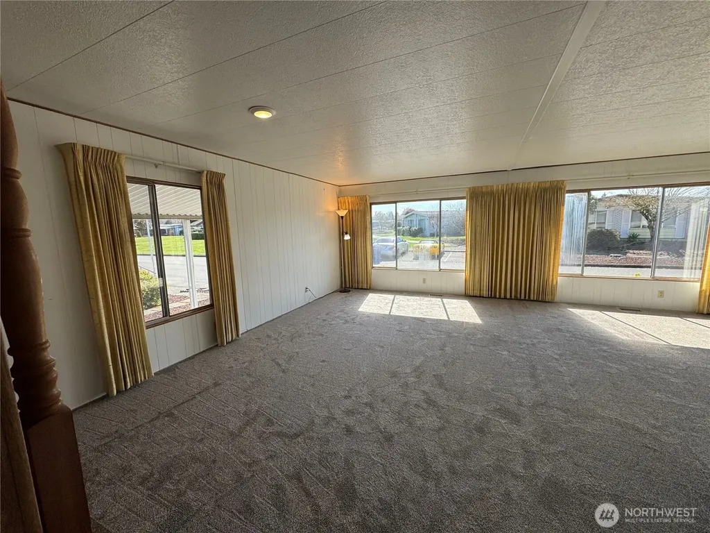 1402 22nd Street NE Auburn WA 98002