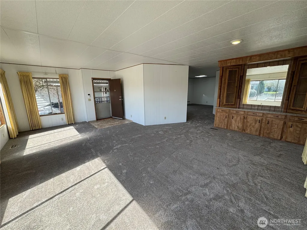 1402 22nd Street NE Auburn WA 98002