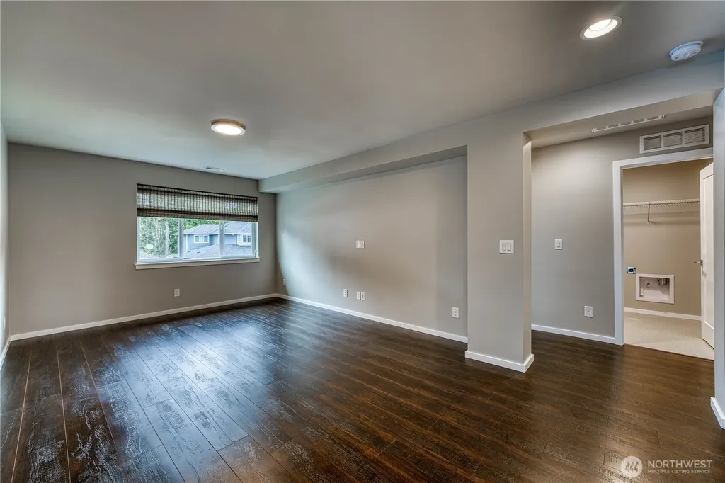 4565 Castleton Road SW Port Orchard WA 98367