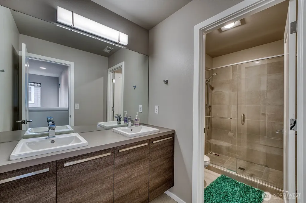 4565 Castleton Road SW Port Orchard WA 98367