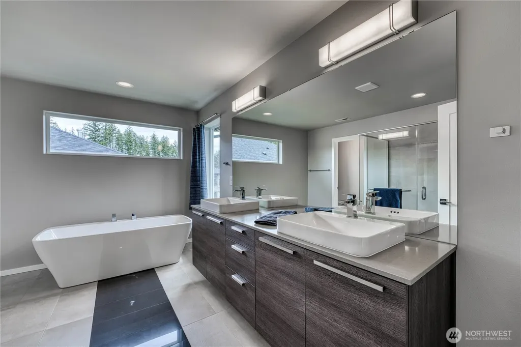 4565 Castleton Road SW Port Orchard WA 98367