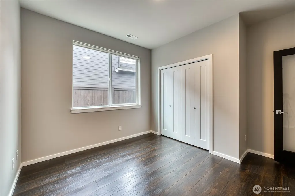 4565 Castleton Road SW Port Orchard WA 98367