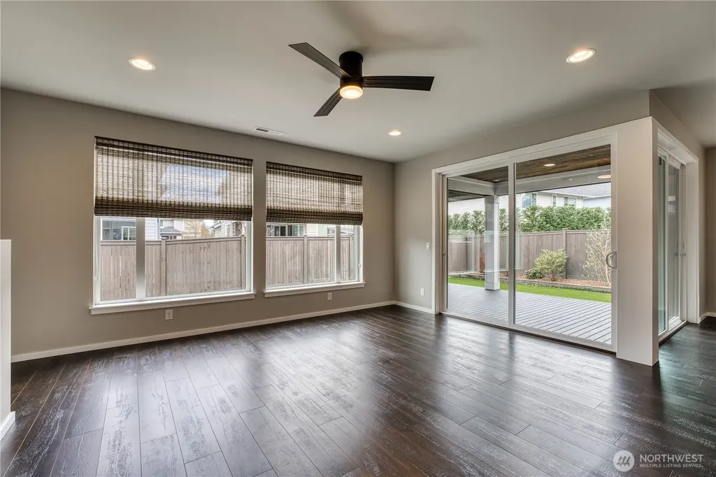 4565 Castleton Road SW Port Orchard WA 98367