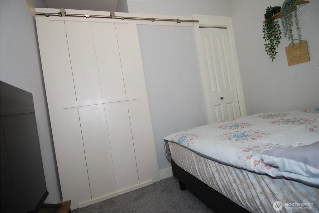 3217 Eastlake Avenue E Seattle WA 98102