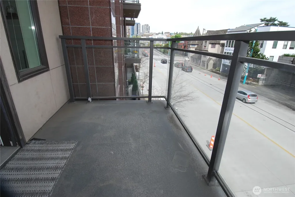 3217 Eastlake Avenue E Seattle WA 98102