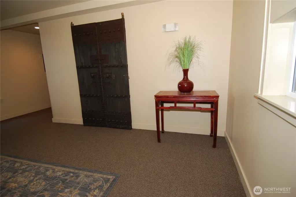 3217 Eastlake Avenue E Seattle WA 98102
