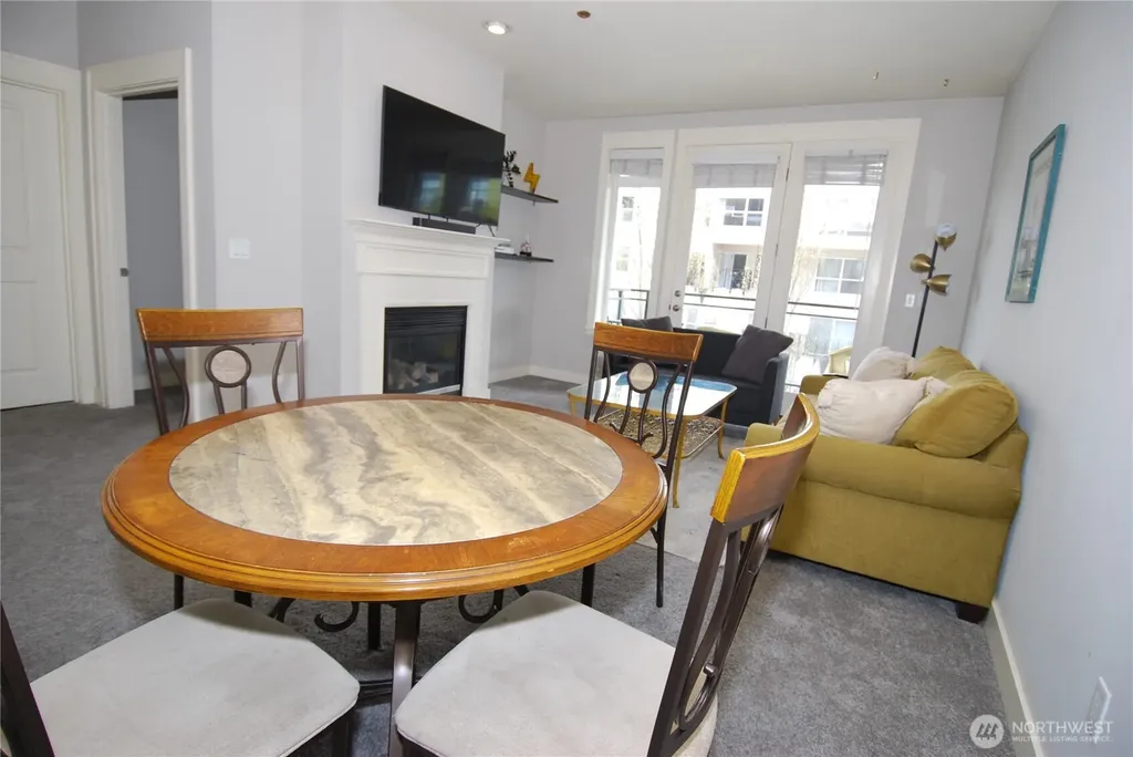 3217 Eastlake Avenue E Seattle WA 98102