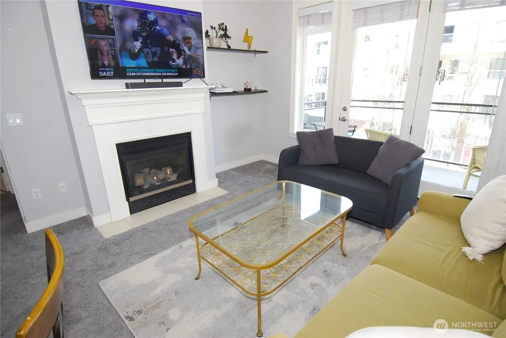 3217 Eastlake Avenue E Seattle WA 98102