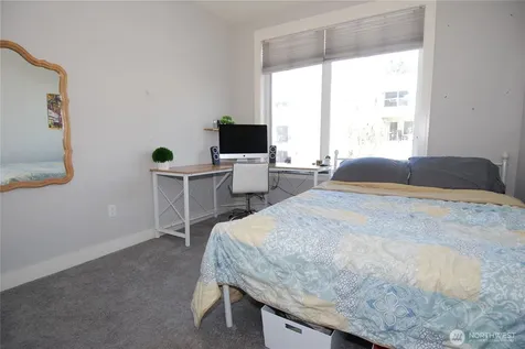 3217 Eastlake Avenue E Seattle WA 98102