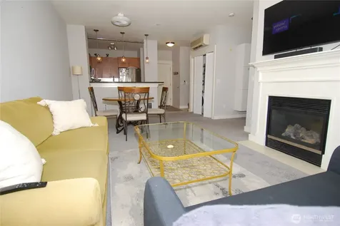 3217 Eastlake Avenue E Seattle WA 98102