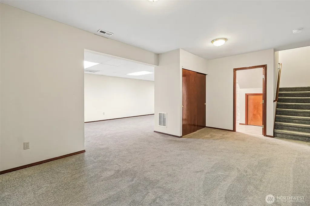 16915 32nd Avenue E Tacoma WA 98446