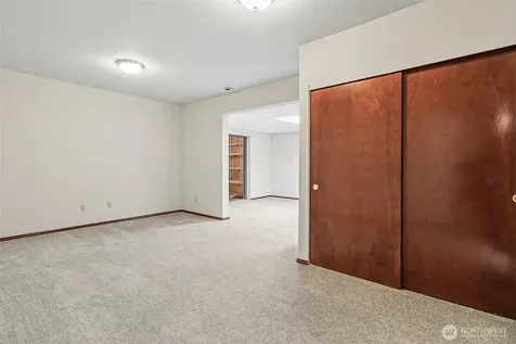 16915 32nd Avenue E Tacoma WA 98446