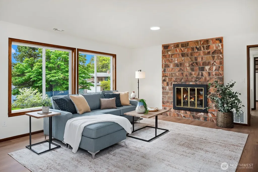 17813 147th Place NE Woodinville WA 98072