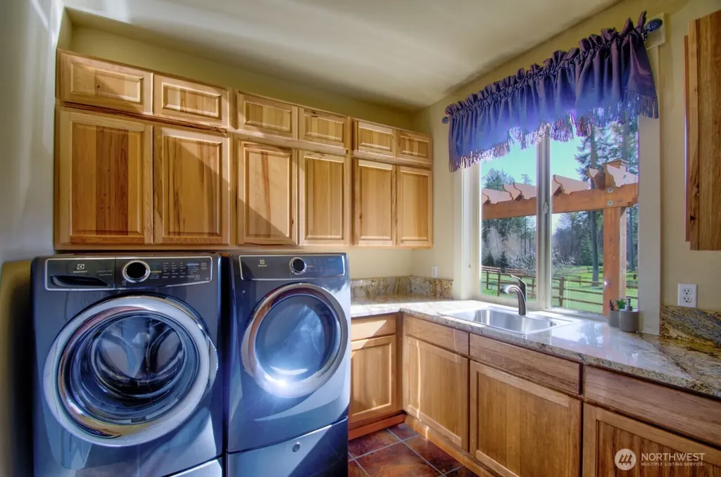 7436 Gallagher Cove Road NW Olympia WA 98502