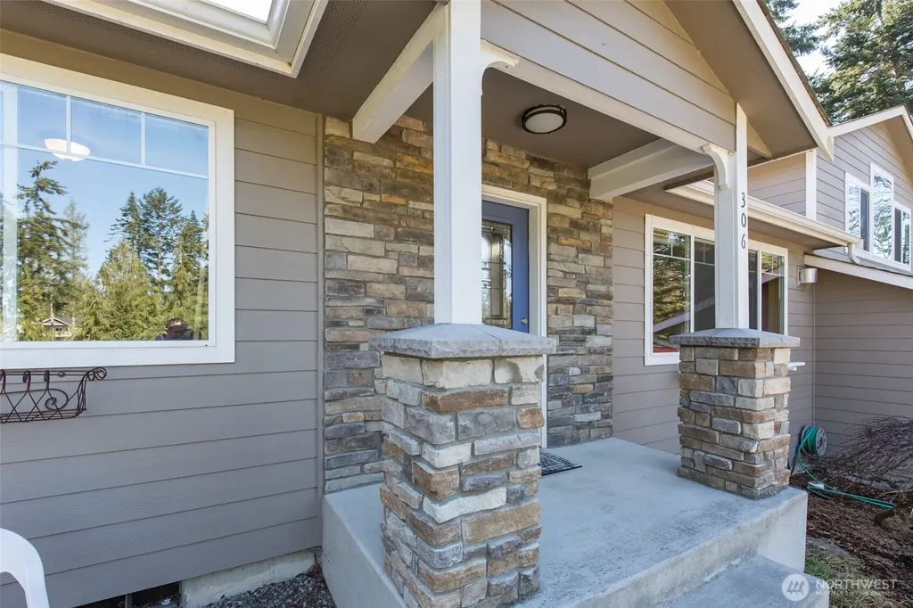 306 Taylor Boulevard Sequim WA 98382