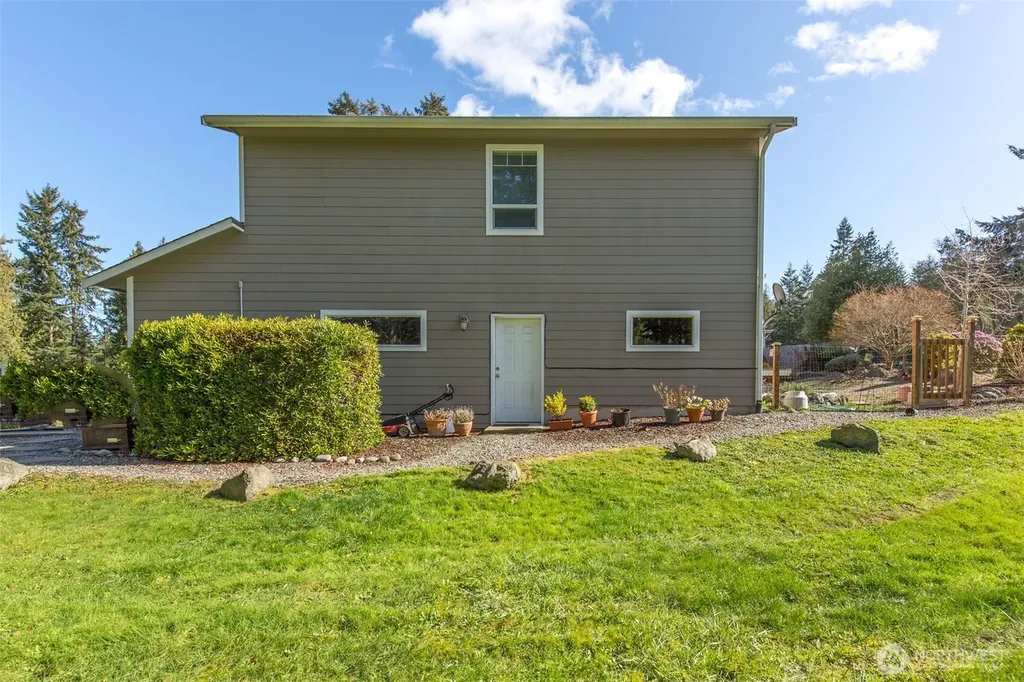 306 Taylor Boulevard Sequim WA 98382
