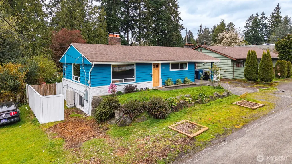11515 7th Avenue NE Seattle WA 98125
