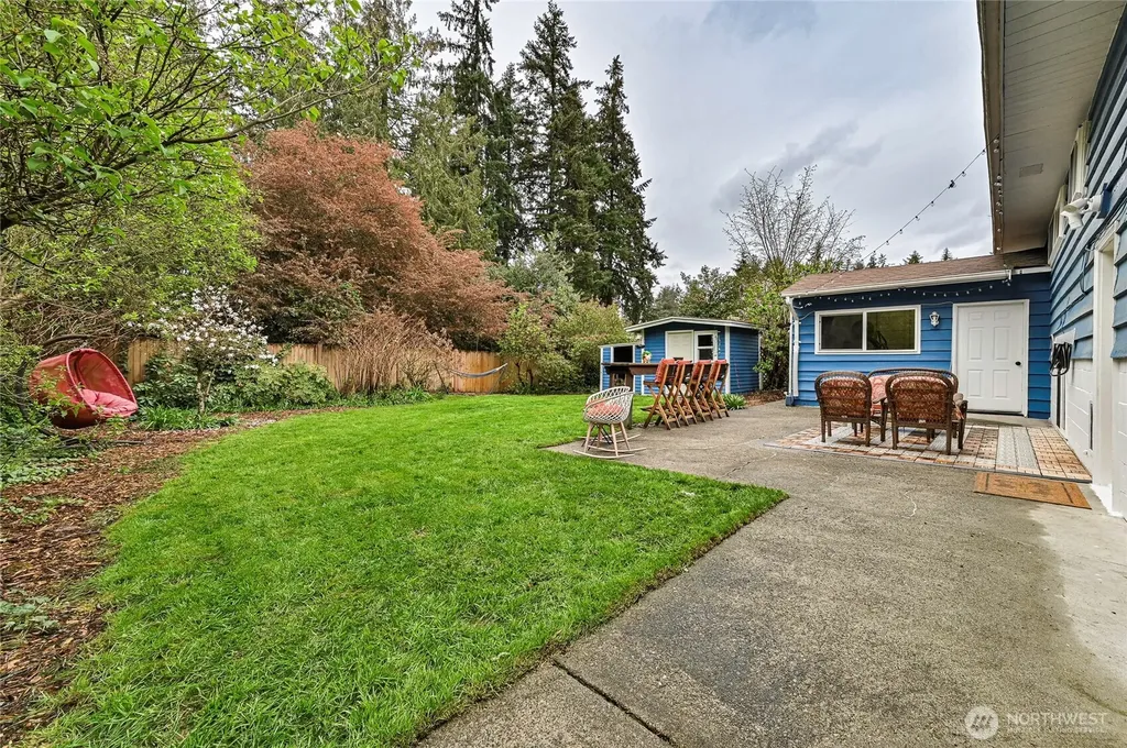 11515 7th Avenue NE Seattle WA 98125