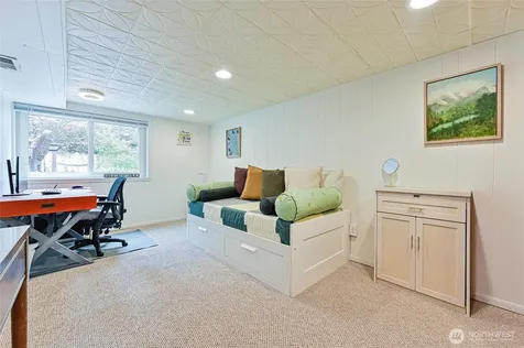 11515 7th Avenue NE Seattle WA 98125