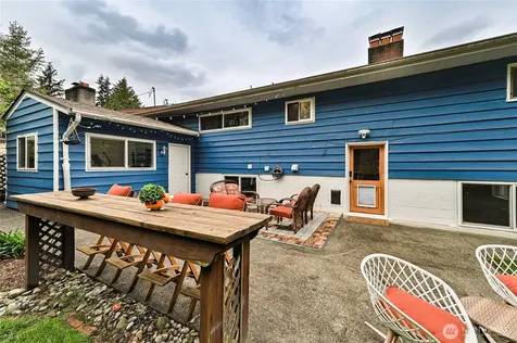 11515 7th Avenue NE Seattle WA 98125