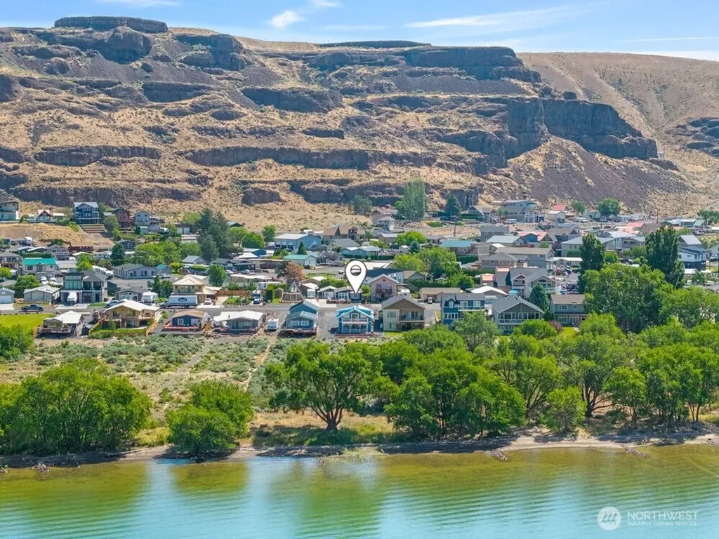958 River Drive SW Quincy WA 98848