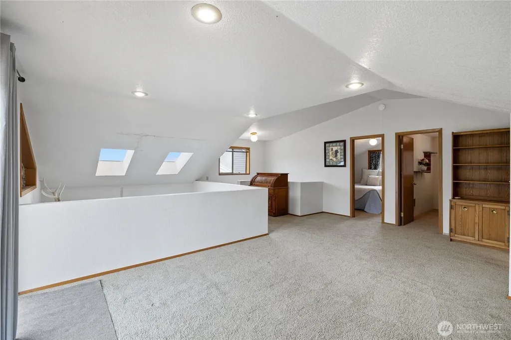 958 River Drive SW Quincy WA 98848