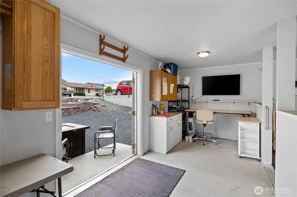 958 River Drive SW Quincy WA 98848