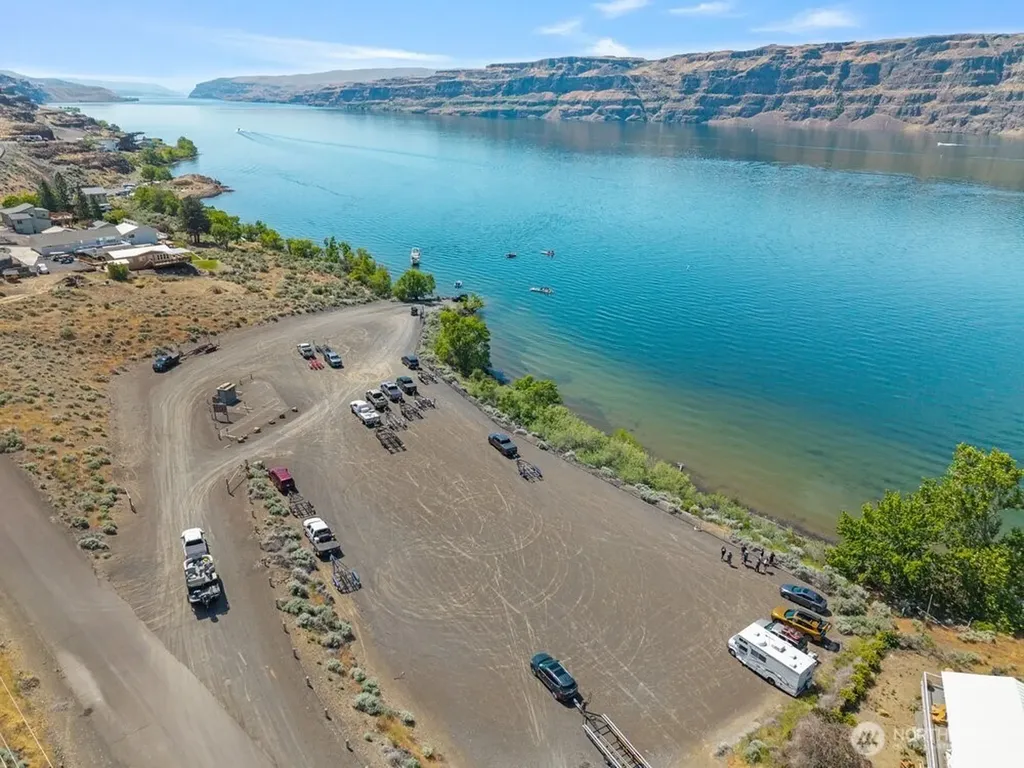 958 River Drive SW Quincy WA 98848
