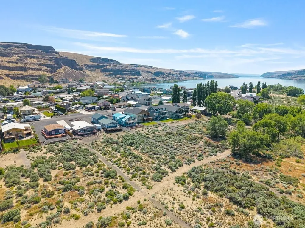 958 River Drive SW Quincy WA 98848