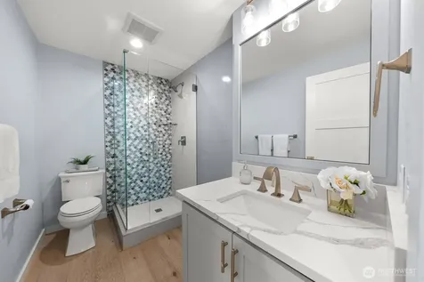 4830 88th Place SE Mercer Island WA 98040