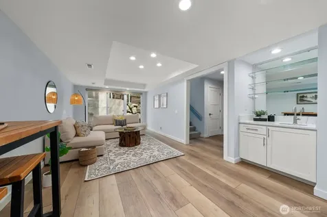 4830 88th Place SE Mercer Island WA 98040