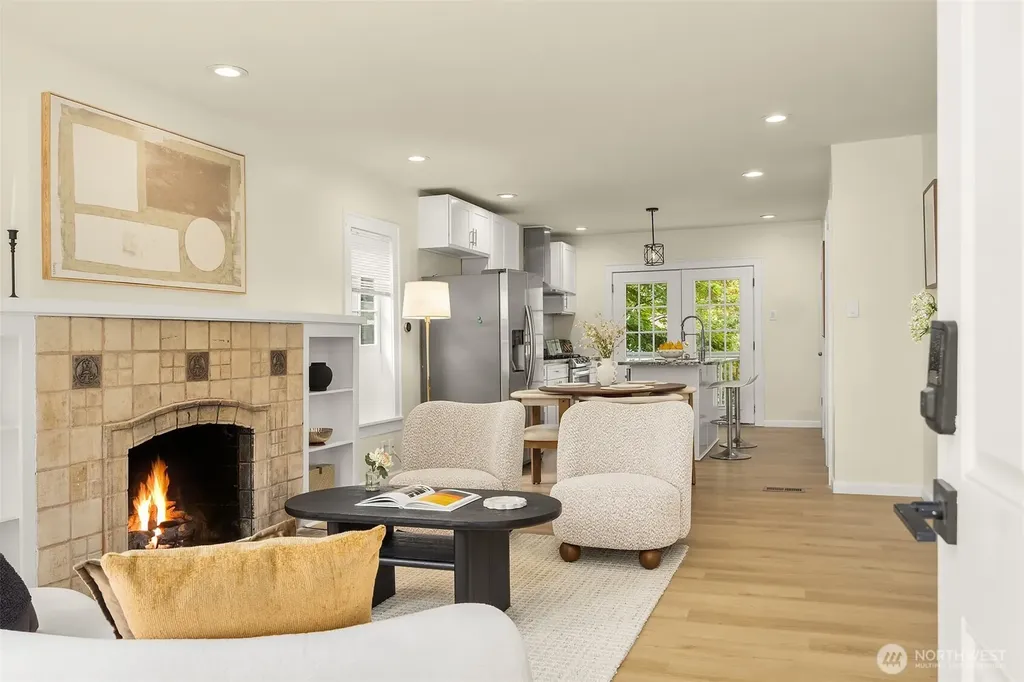 826 NE 80th Street Seattle WA 98115