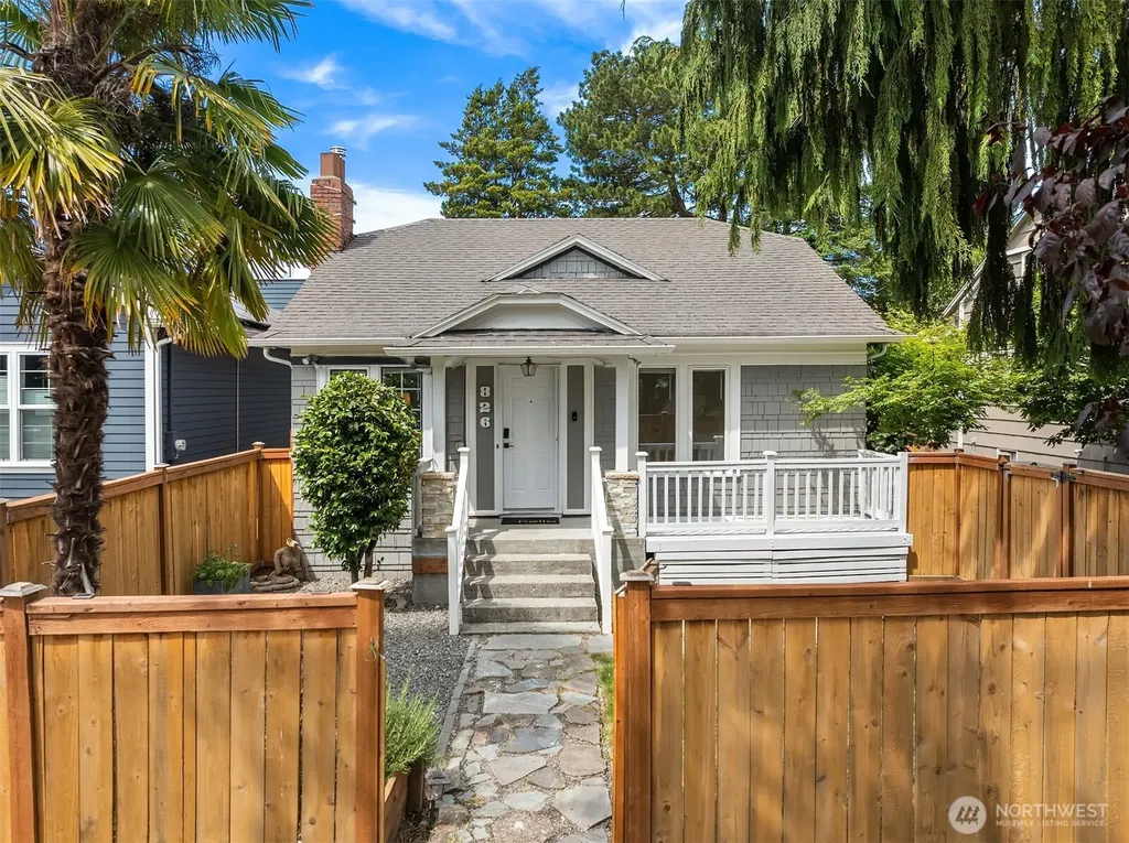 826 NE 80th Street Seattle WA 98115