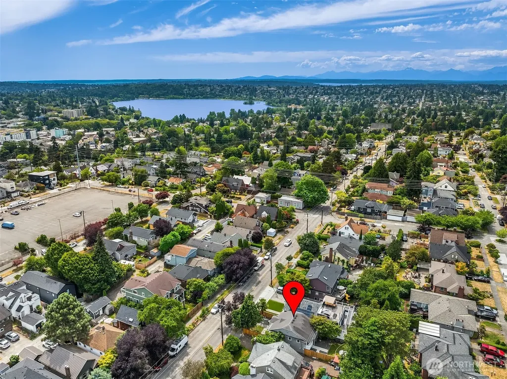 826 NE 80th Street Seattle WA 98115