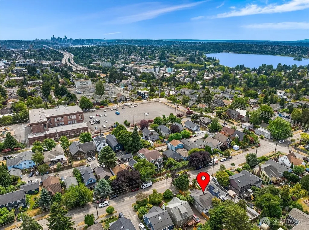 826 NE 80th Street Seattle WA 98115
