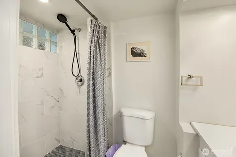 826 NE 80th Street Seattle WA 98115