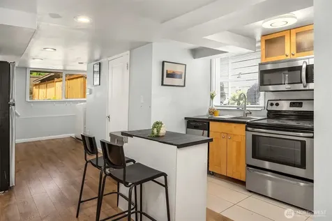 826 NE 80th Street Seattle WA 98115