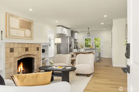 826 NE 80th Street Seattle WA 98115
