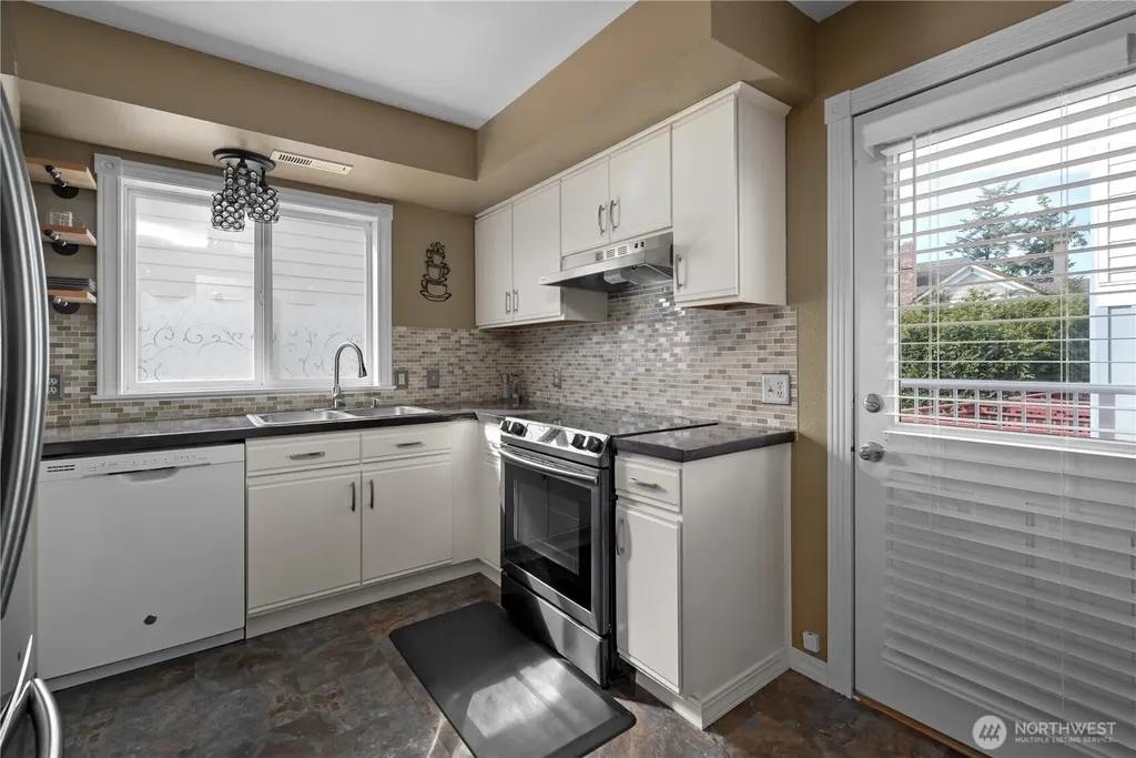 30875 State Route 20 Oak Harbor WA 98277