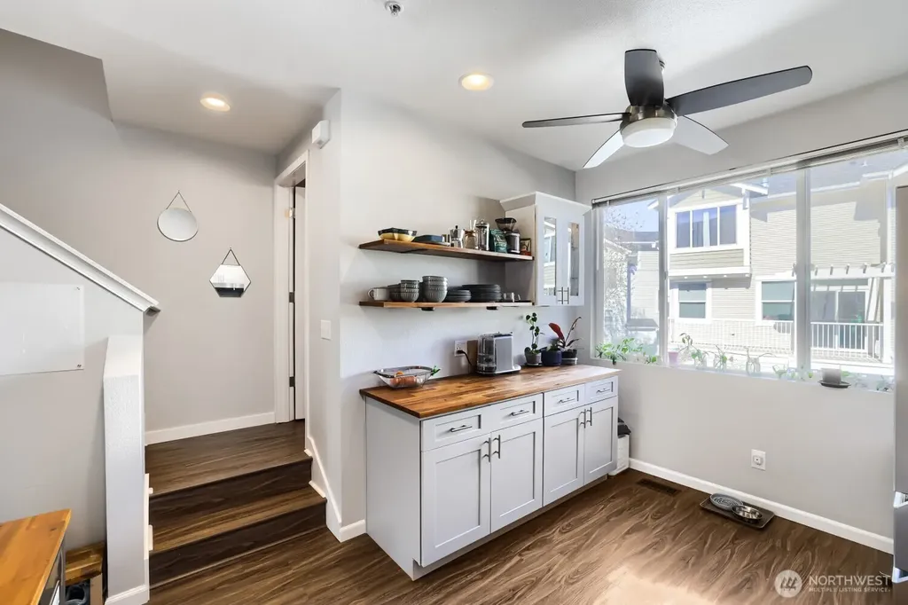 11913 NE 163rd Place Bothell WA 98011